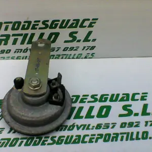 Foto de Claxon Peugeot Satelis 125 referencia 11-19-18982 foto 6