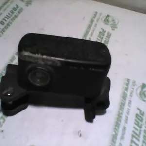 Foto de Bomba de freno delantero Kymco Xciting 500 referencia 70-23-42818 foto 2