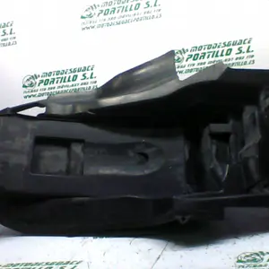 Foto de Paso de rueda Suzuki V Strom 650 referencia 144-19-21185 foto 4