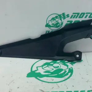 Foto de Carcasa bajo asiento izquierdo Kawasaki Z 900 referencia 6-24-47553 foto 1
