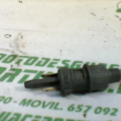 Foto de Sensor de freno trasero Piaggio ZIP H2O 2T 3 50 referencia 35-18-13034