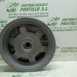 Foto de Llanta trasera Aprilia Habana 50 referencia 209-19-23287 foto 9