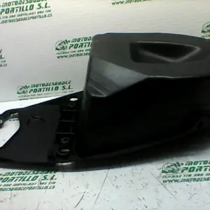 Foto de Porta-casco Honda LEAD 100 referencia 136-17-32292 foto 15