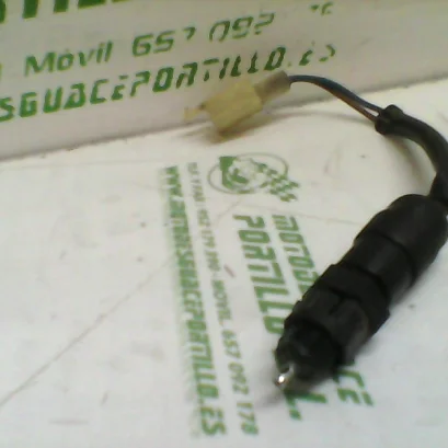 Foto de Sensor de freno trasero Kawasaki Gpz 400 referencia 4-16-11401