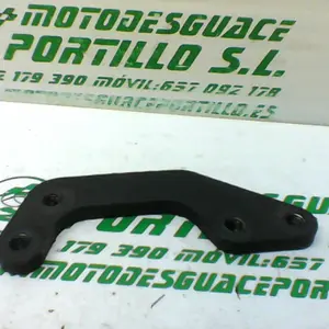 Foto de Soporte de pinza freno trasera Gilera NEXUS 500 04 referencia 192-19-21890 foto 2