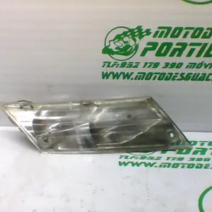 Foto de Intermitente trasero derecho Piaggio ZIP AIRE 2T 3 50 referencia 203-19-22868 foto 11