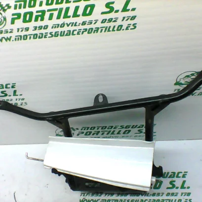 Foto de Bisagra del asiento Honda S-wing 125 referencia 406-23-48863
