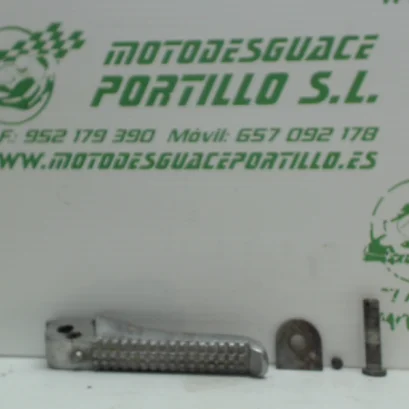 Foto de Reposapies trasero derecho Piaggio Typhoon 50 referencia 442-22-40571
