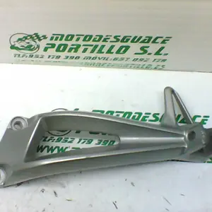 Foto de Estribera trasera izquierda Yamaha FZ1-N referencia 177-19-21619
