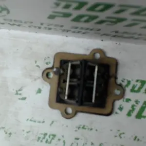 Foto de Caja de laminas Yamaha Jog RR 50 referencia 336-22-38670