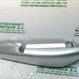 Foto de Carcasa lateral trasera derecha Yamaha YBR 125 i referencia 323-19-24300 foto 10