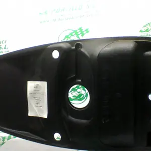 Foto de Porta-casco Peugeot TWEET 125 15-18 referencia 77-20-26945 foto 4