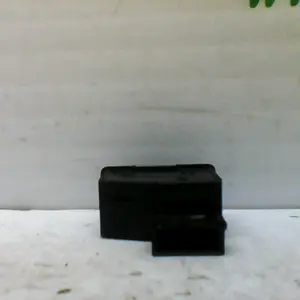 Foto de Interruptor de intermitente Honda SH MODE referencia 413-21-32573 foto 4
