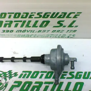 Foto de Grifo gasolina Piaggio ZIP Aire 2T 1 50 referencia 60-16-29141 foto 3