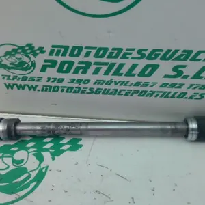 Foto de Eje de rueda delantera Honda CB 450 DX referencia 300-19-45494 foto 4