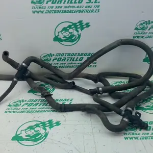 Foto de Tubería de agua Vespa Granturismo 125 referencia 426-22-44749