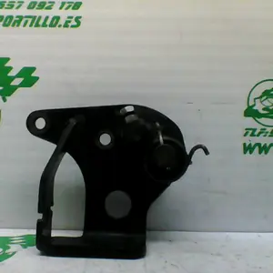 Foto de Estribera delantera derecha Suzuki Marauder 250 referencia 193-21-33299 foto 2