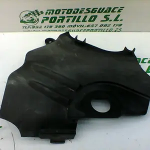Foto de Embellecedor chasis derecho Yamaha YBR 125 i referencia 118-19-19505 foto 6