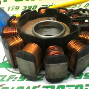 Foto de Plato magnetico Peugeot LOOXOR 125 referencia 178-19-23948 foto 2