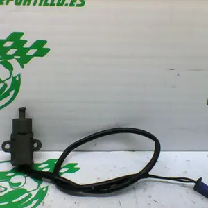 Foto de Sensor de patilla lateral Yamaha Majesty 125 referencia 80-19-39323 foto 2