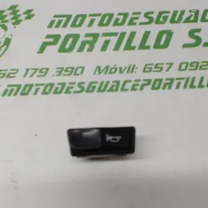 Foto de Interruptor de claxon Aprilia SR 50 92-96 referencia 150-16-1428