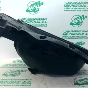 Foto de Porta-casco Yamaha N MAX 125 referencia 394-23-46409 foto 2