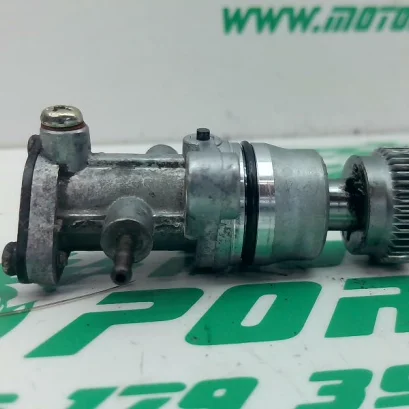 Foto de Bomba de aceite Derbi Atlantis 50 referencia 406-21-38372