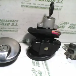 Foto de Juego de cerraduras Suzuki Marauder 250 referencia 238-20-33989 foto 12