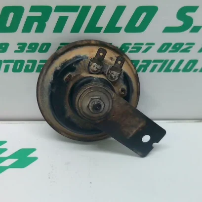 Foto de Claxon Yamaha YBR 125 referencia 124-22-35446