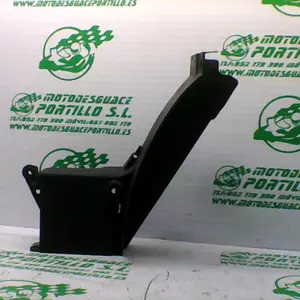 Foto de Caja batería Yamaha DT-80-2T referencia 186-17-30629 foto 2