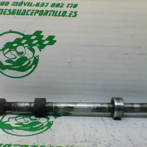 Foto de Eje de rueda trasera Kawasaki Gpz 500 referencia 132-18-43211