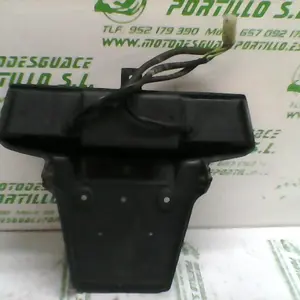 Foto de Portamatrícula con piloto Peugeot ST 50 referencia 42-16-20441 foto 2