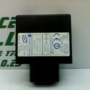 Foto de Relé Kawasaki Z 750 referencia 163-16-18784 foto 4