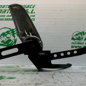 Foto de Estribera trasera derecha con reposapies Honda Pcx 125 referencia 181-23-46243 foto 10