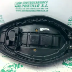 Foto de Asiento Yamaha axis cosmos 50 referencia 446-23-46643 foto 11