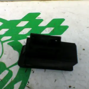 Foto de Interruptor de claxon Peugeot TWEET 125 15-18 referencia 162-23-48546 foto 6
