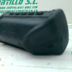 Foto de Reposapies delantero derecho Suzuki RV 125 referencia 146-23-44930 foto 3