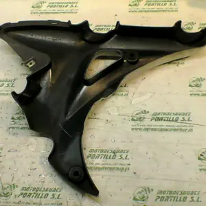 Foto de Embellecedor chasis izquierdo Suzuki GLADIUS SFV 650 I referencia 202-18-16181