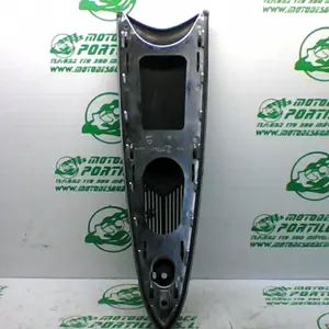 Foto de Embellecedor del frontal Piaggio FLY 125 3V referencia 456-22-41228