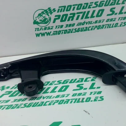 Foto de Asidero derecho Yamaha XMAX 250I referencia 283-22-37548