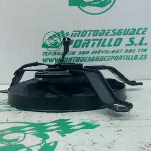 Foto de Ventilador del radiador Kawasaki Z 900 referencia 6-24-47560 foto 2