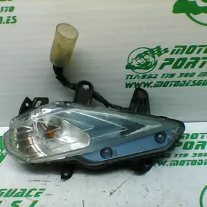 Foto de Intermitente delantero derecho Honda SH MODE referencia 413-21-32610 foto 4