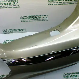 Foto de Carcasa lateral trasera izquierda Piaggio X8 200 referencia 264-18-18349 foto 2
