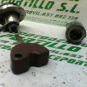 Foto de Cerradura con llave Piaggio X9 125 referencia 244-19-24246 foto 4