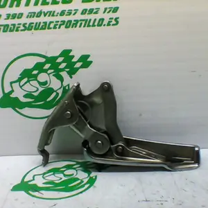 Foto de Estribera trasera derecha con reposapies Vespa GT 200 L referencia 138-22-34451 foto 3