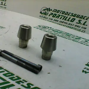 Foto de Contrapesos manillar Peugeot Satelis 125 referencia 240-19-36139 foto 7