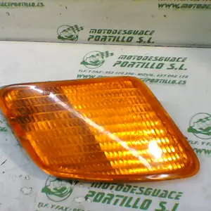 Foto de Intermitente delantero derecho Piaggio ZIP Aire 2T 1 50 referencia 13-19-22174 foto 10