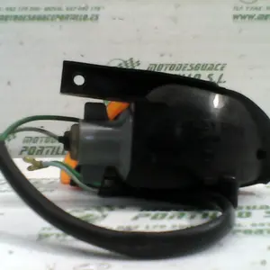 Foto de Intermitente delantero derecho Honda Vision 75 2T referencia 184-17-36088 foto 1