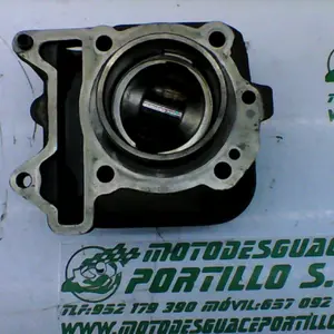 Foto de Cilindro y pistón Piaggio FLY 125 4T referencia 26-21-45538 foto 25