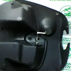 Foto de Contraescudo Piaggio Fly 50 4T referencia 94-18-32039 foto 9